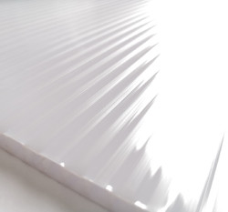 Сотовый поликарбонат, 4 мм белый полисад 2,1х3м(0,47 кг/м.2)
