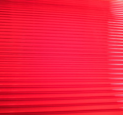 Сотовый поликарбонат, 4 мм красный полисад 2,1х3м(0,47 кг/м.2)